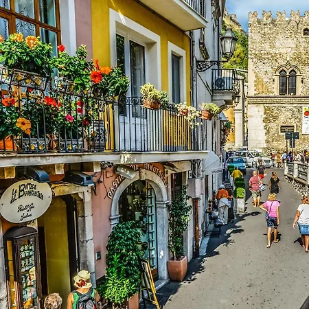 Benaco *